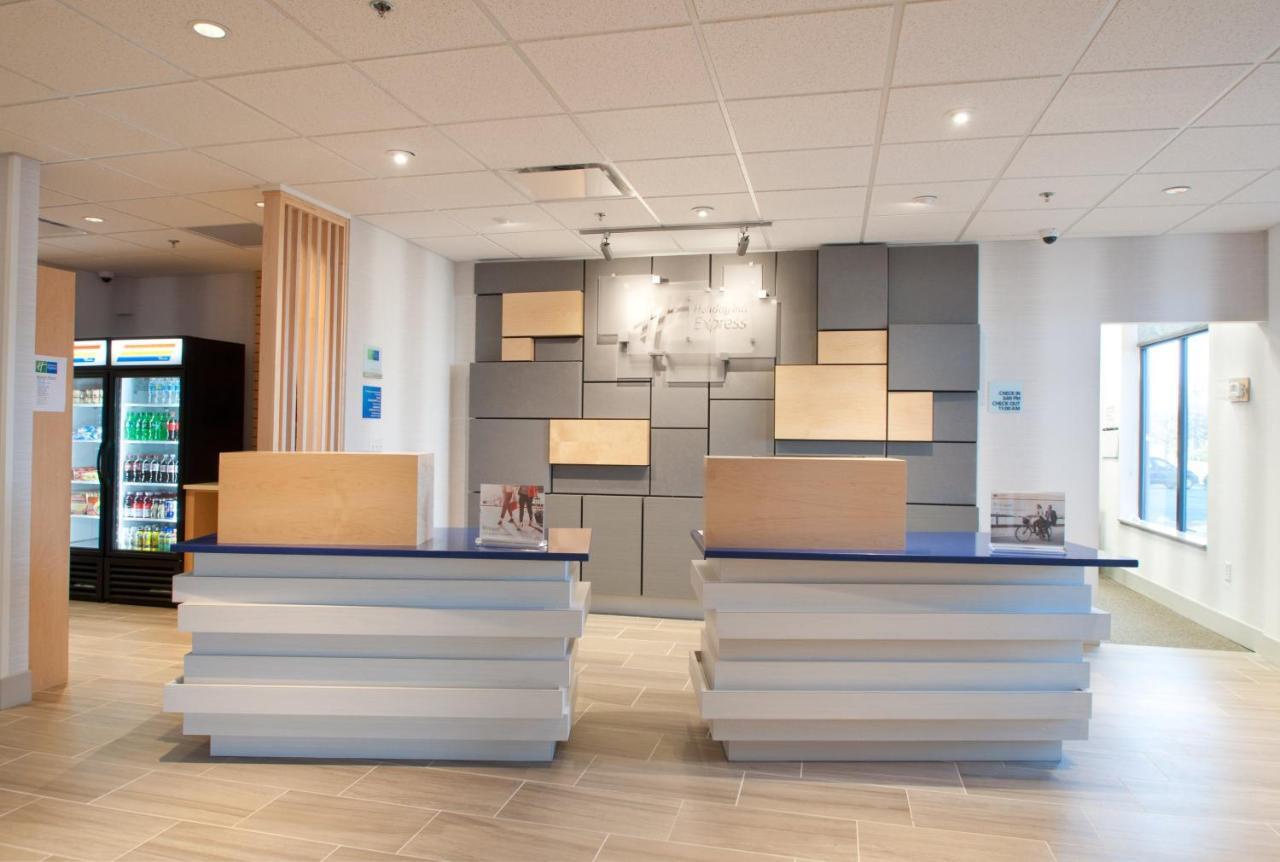 Holiday Inn Express Quantico - Stafford By Ihg Екстер'єр фото